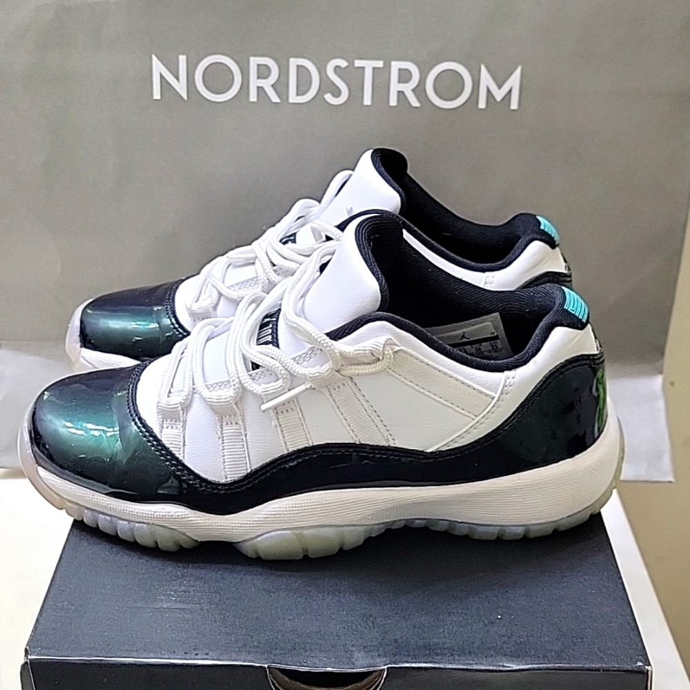 Air Jordan 11 Retro Low BG